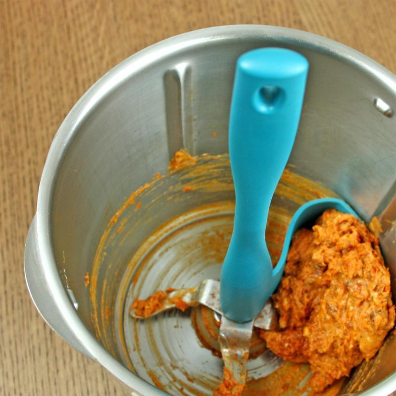 Praktischer Drehspatel für Küche
